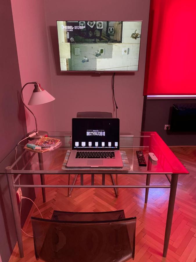 B42 Bed And Cafe Apartment