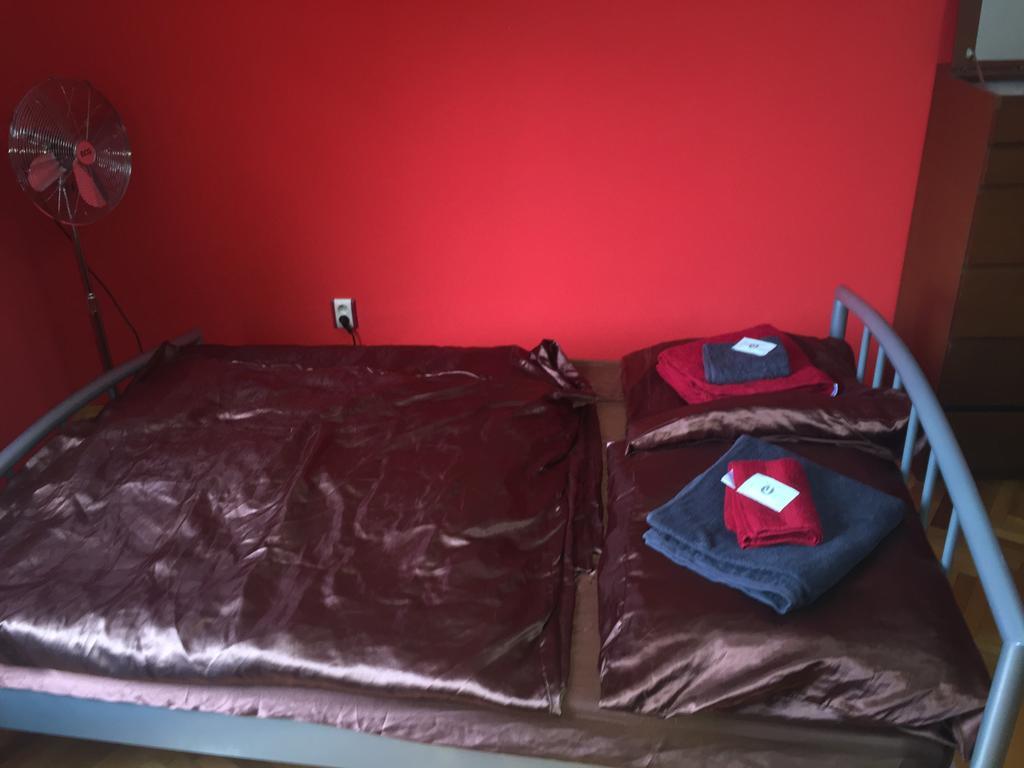 Apartment B42 Bed And Cafe Prag
